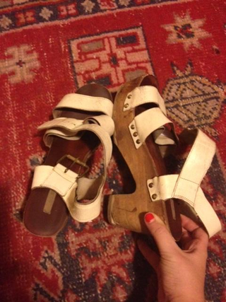 Illustration for article titled Fashion Scavenger Hunt: Help Find These Wedges